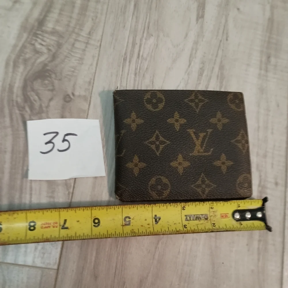 Louis Vuitton Monogram Billfold Wallet Card Slots/Coin Pouch/l